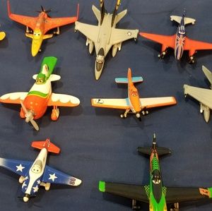 12  disney planes set